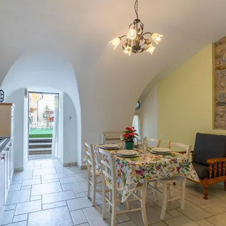 Locazione Turistica Limone By Interhome Terzorio